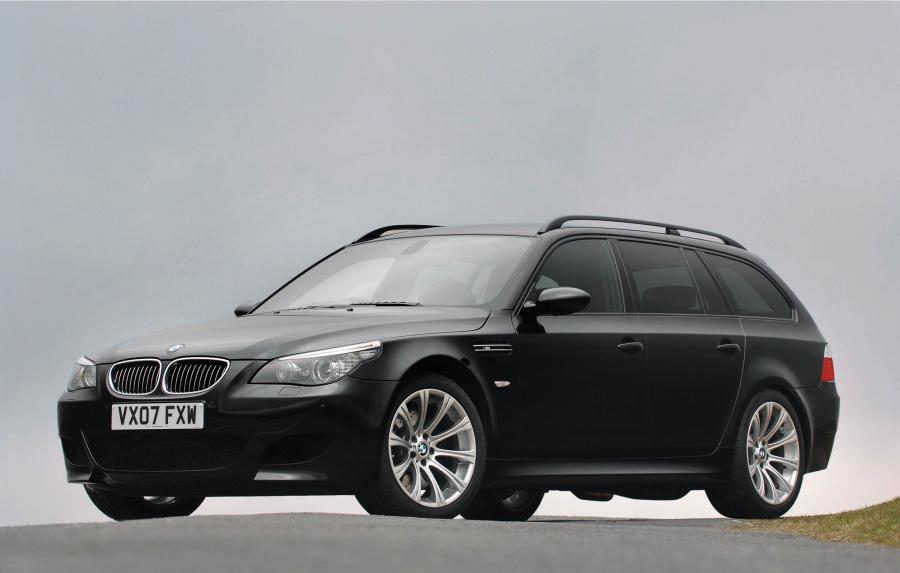 BMW M5 Touring 2009 года  (фото 7 из 51)